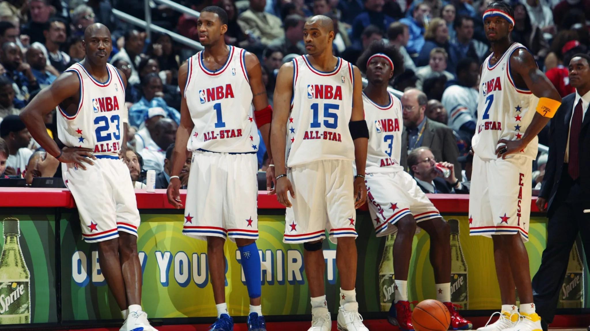 电竞直播-名记：詹姆斯无缘全明星首发堪比2003年乔丹，最终卡特给乔丹让了首发